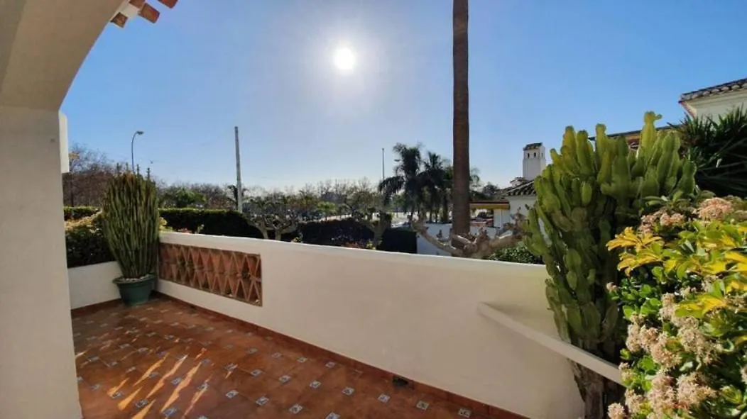 Appartement Pueblo Del Parque Avec Belle Terrasse Benalmadena Apartment